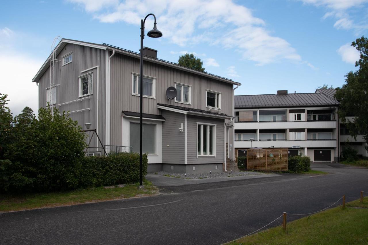 Iso Ja Viihtyisae Asunto Pietarsaaressa Apartment Jakobstad Exterior photo