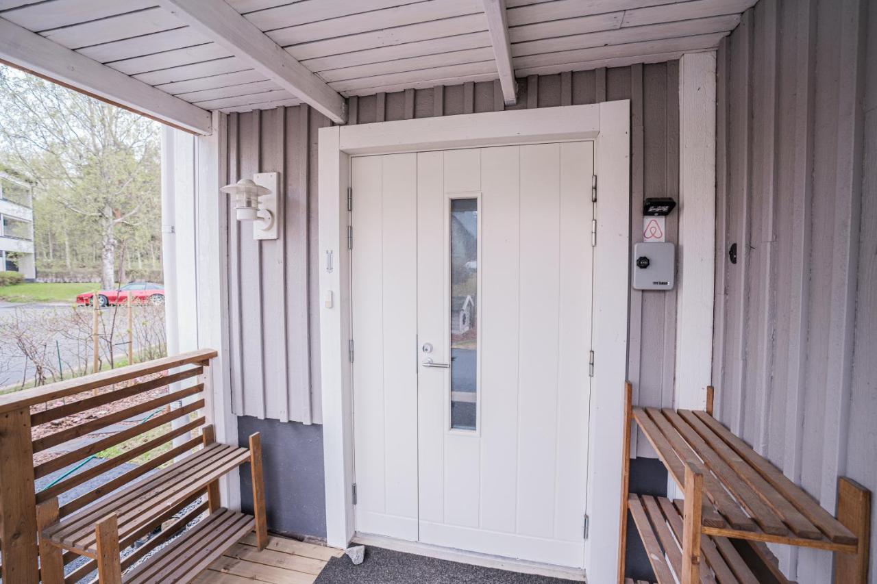 Iso Ja Viihtyisae Asunto Pietarsaaressa Apartment Jakobstad Exterior photo