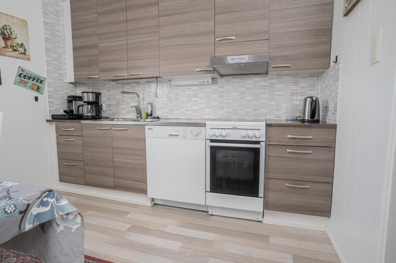 Iso Ja Viihtyisae Asunto Pietarsaaressa Apartment Jakobstad Exterior photo