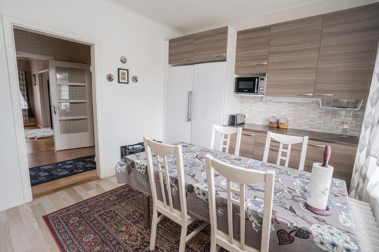 Iso Ja Viihtyisae Asunto Pietarsaaressa Apartment Jakobstad Exterior photo