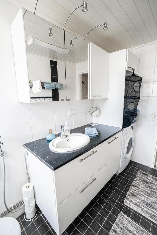 Iso Ja Viihtyisae Asunto Pietarsaaressa Apartment Jakobstad Exterior photo